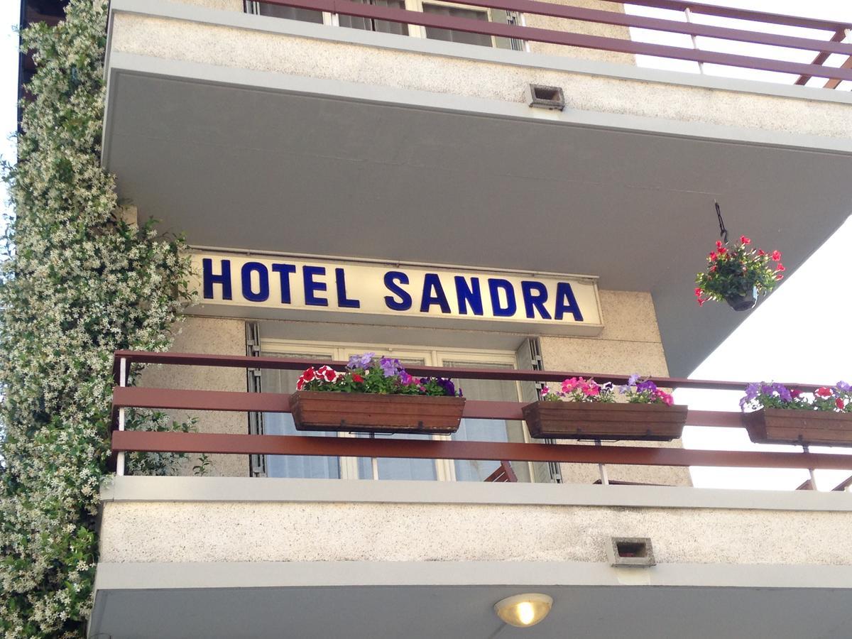 Hotel Sandra Vizille Exterior photo